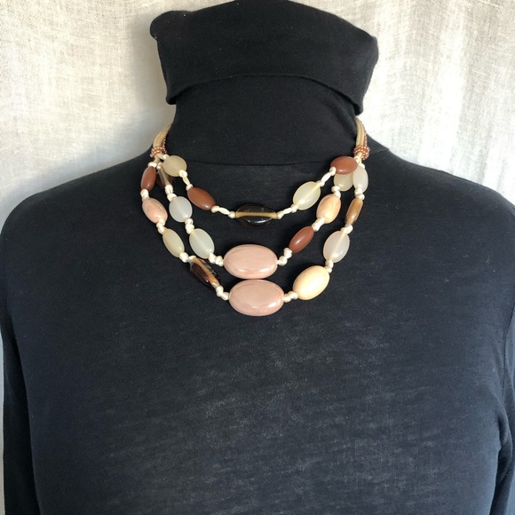 Women’s Necklace - Picture 1 of 2